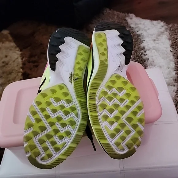 Women shoes - Picture 3 of 4